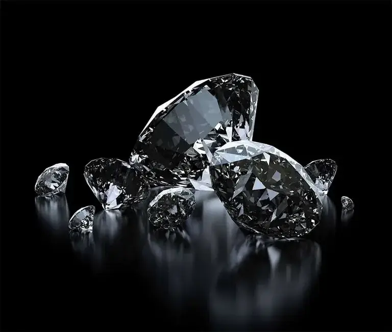 Kim cương đen loại đá phong thủy này còn biểu tượng cho sự giàu sang và thịnh vượng. 